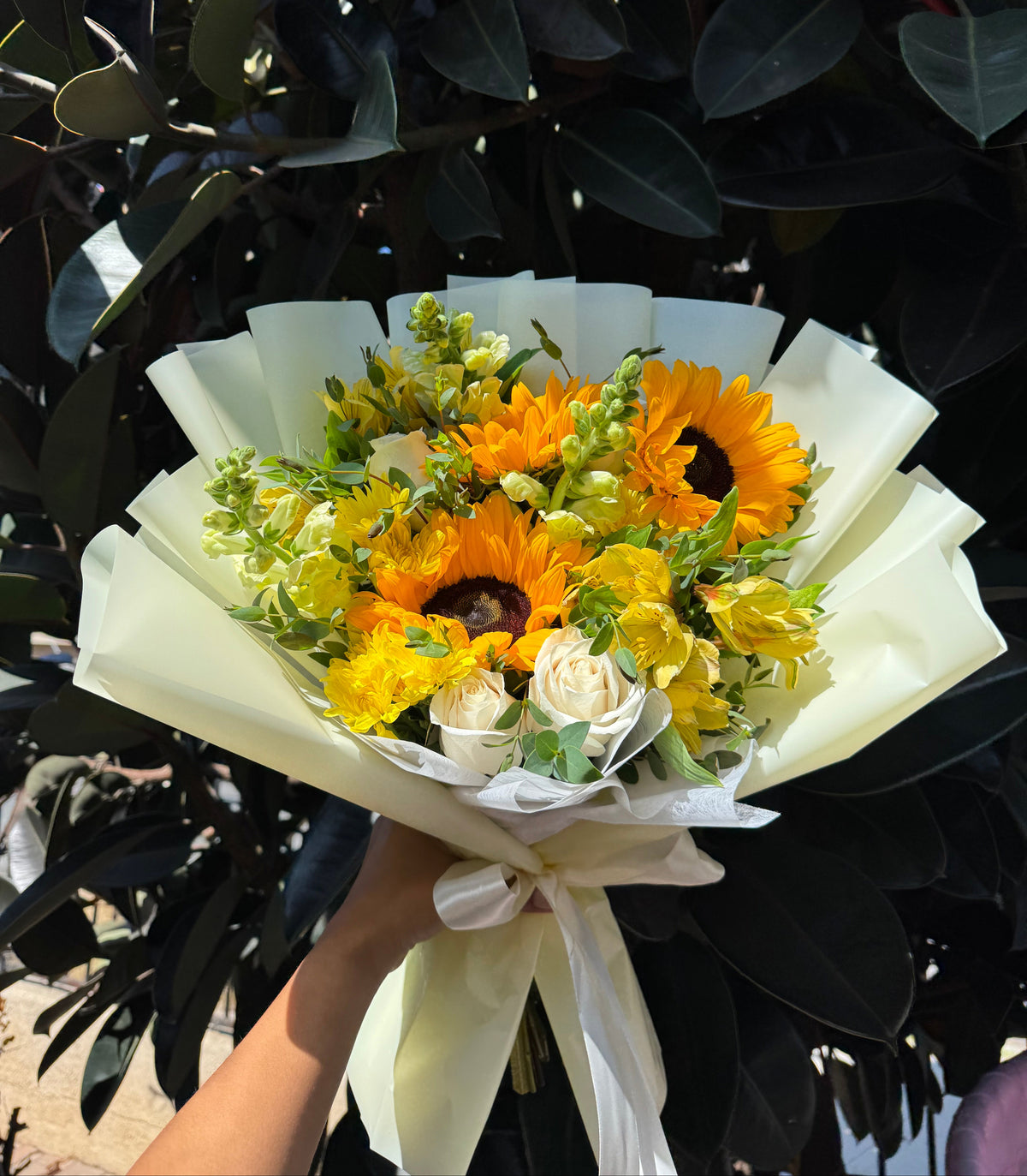 Monochromatic Yellow