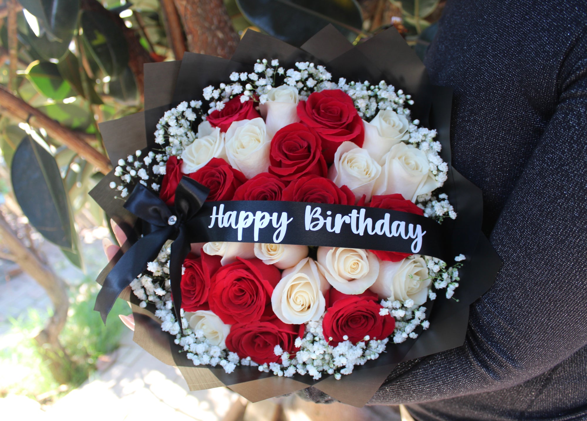 Signature Birthday Roses