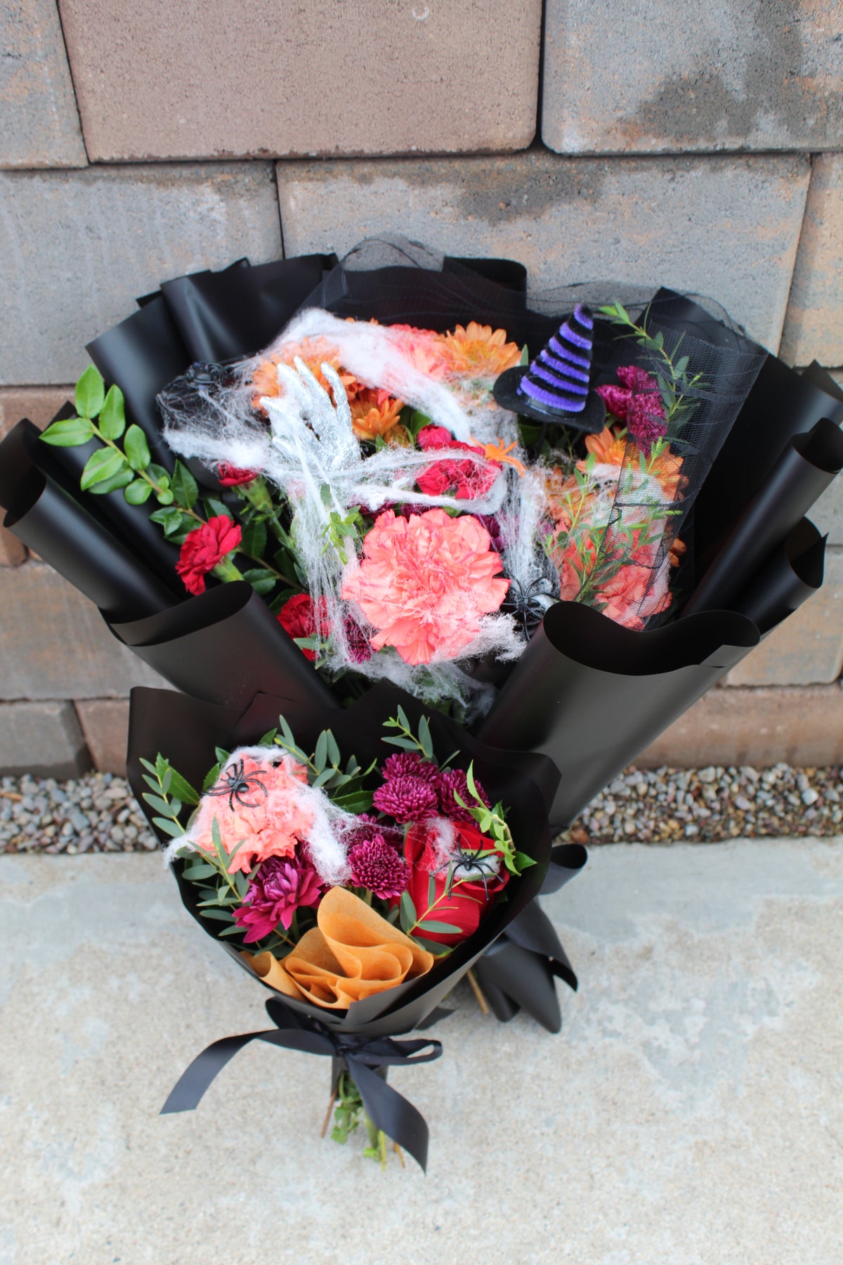 Mama & Mini: Spooky Blooms
